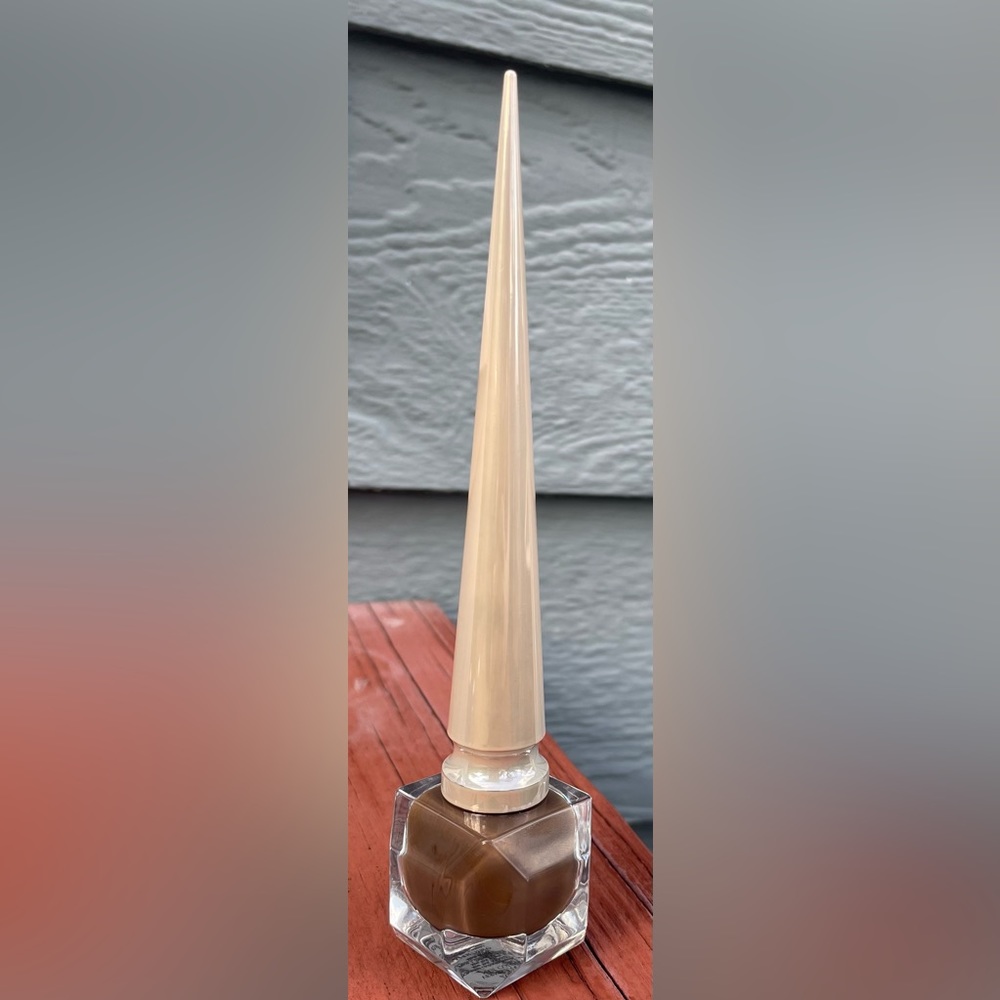 Christian Louboutin Nail Colour - Zoulou